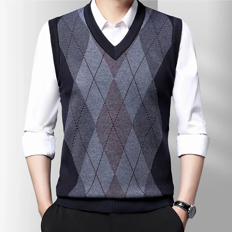 Men's Thickened Casual Sweater Tank Top Autumn and Winter Warm Men's Vest - Image 2