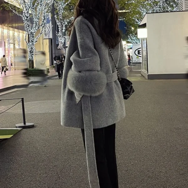 High End Double-sided Wool Strapping Real Wool Fur Coat Women's Removable Cuffs Fox Fur Temperament Cashmere Short Jacket - Image 5