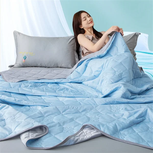 Summer Cool Air Condition Quilt Soft Conditioning Breathable Comforter High Luxury Bedding Queen Blanket For Adults And Children - Image 2