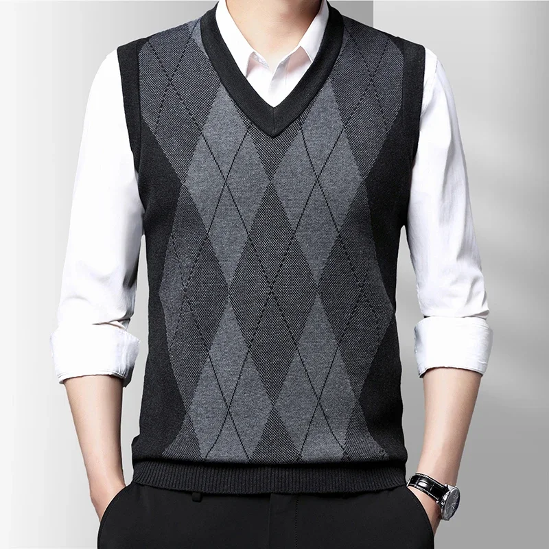 Men's Thickened Casual Sweater Tank Top Autumn and Winter Warm Men's Vest - Image 3