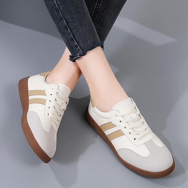 Women Shoes Fashion Casual Flats Vulcanize Shoes Ladies Outdoor Walking Sneakers Women Comfortable Classical Shoes Black White - Image 2