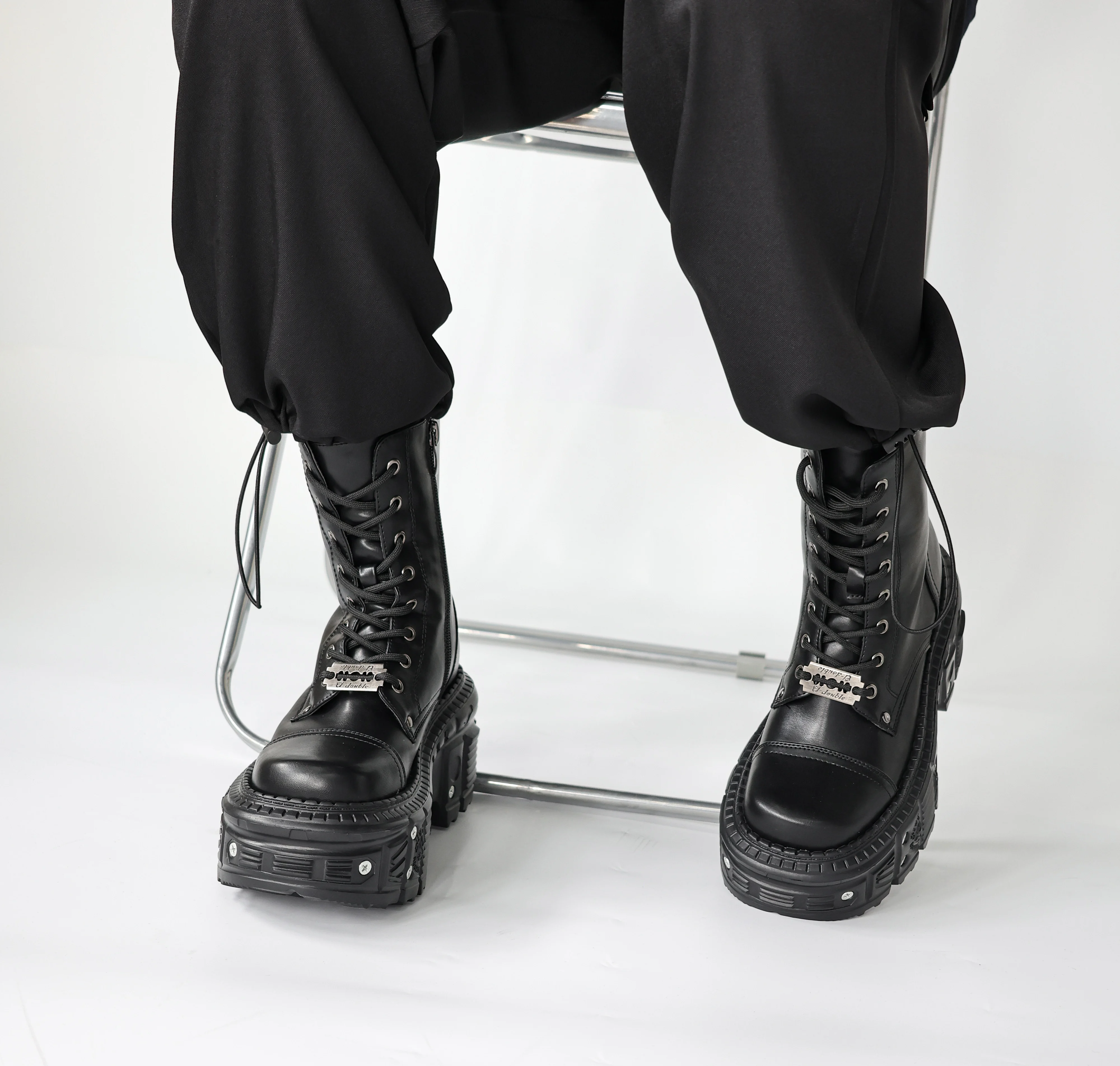 2024 New Punk Women Platform Ankle Boots Female's Rock Round Toe Lace Up Fashion Retro Chunky Shoes Metal Decor Short Boots - Image 4