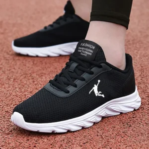 Spring Autumn Men Shoes Fashion Sports Casual Running Low Cut Mesh Lightweight Breathable Trendy Running Shoes