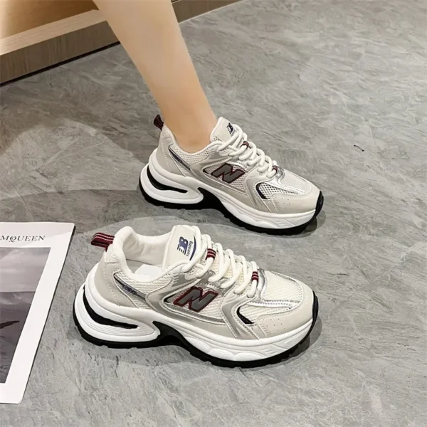 New Style Women's Luxury Thick Sole Designer Sneakers Casual Ladies Mesh Breathable Tennis Shoes High Quality Vulcanized Shoes