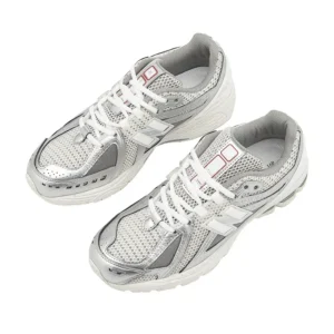 Step into Fresh Footwear: Fashion Sneakers for Men & Women - Lightweight Couples Running Shoes Perfect for Outdoor Adventures