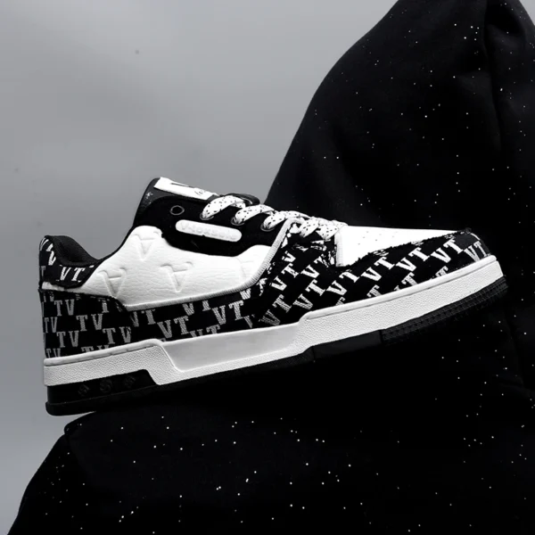 Fashionable and Versatile Board Shoes: Comfortable Soft-Soled Casual Footwear - Image 3