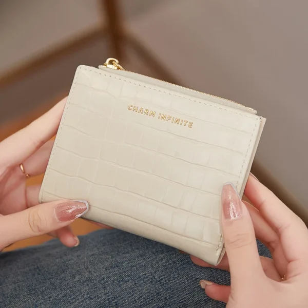 2024 new women's short wallet crocodile soft skin purse card bag Multi-functional stylish zipper small wallet