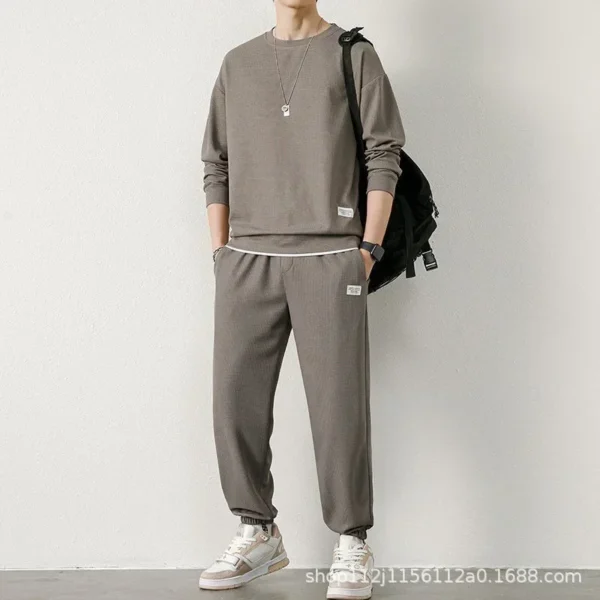 Men's Casual Suit with Round Neck Sweatshirt and Long-Sleeved Trousers for Autumn and Winter Tracksuit Mens Clothes