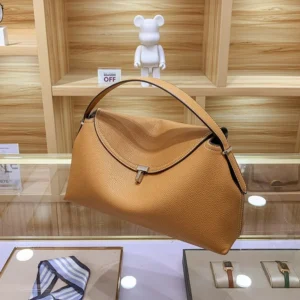 Niche Brand Women's 2024 New Single Shoulder Pillow Bag Lychee Pattern Soft Leather Commuter Bag Large Capacity Handbag