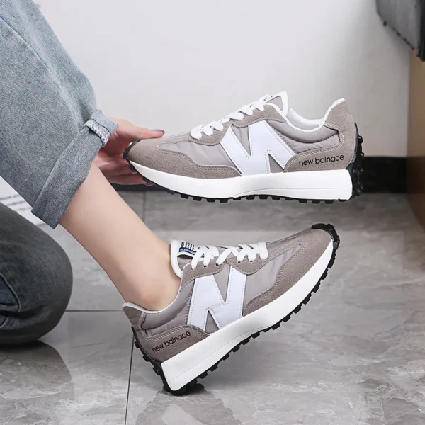 New Women's Causal Sneakers Summer Shoes Woman Fashion Breathable Lace Up Sports Shoes for Women Platform Walking Designer Shoes