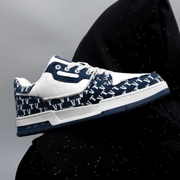 Fashionable and Versatile Board Shoes: Comfortable Soft-Soled Casual Footwear