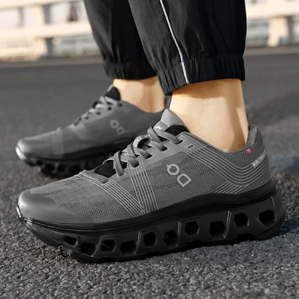 Trendy and Comfortable Casual Sports Shoes: Fashionable Soft-Sole Walking Footwear