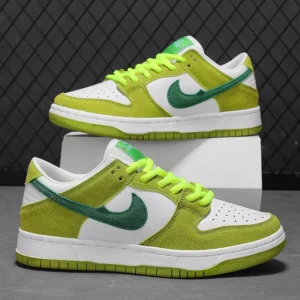 Sports shoes for couples, outdoor low cut casual board shoes, breathable lace up, fashionable, high-quality, green, black