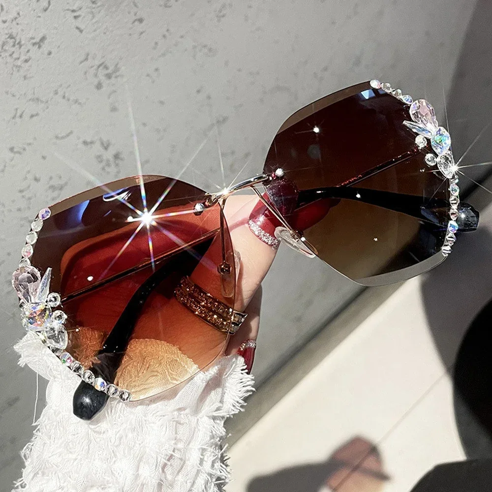 2025 Luxury Vintage Rimless Rhinestone Sunglasses – Gradient Lens Shades for Women - Image 3