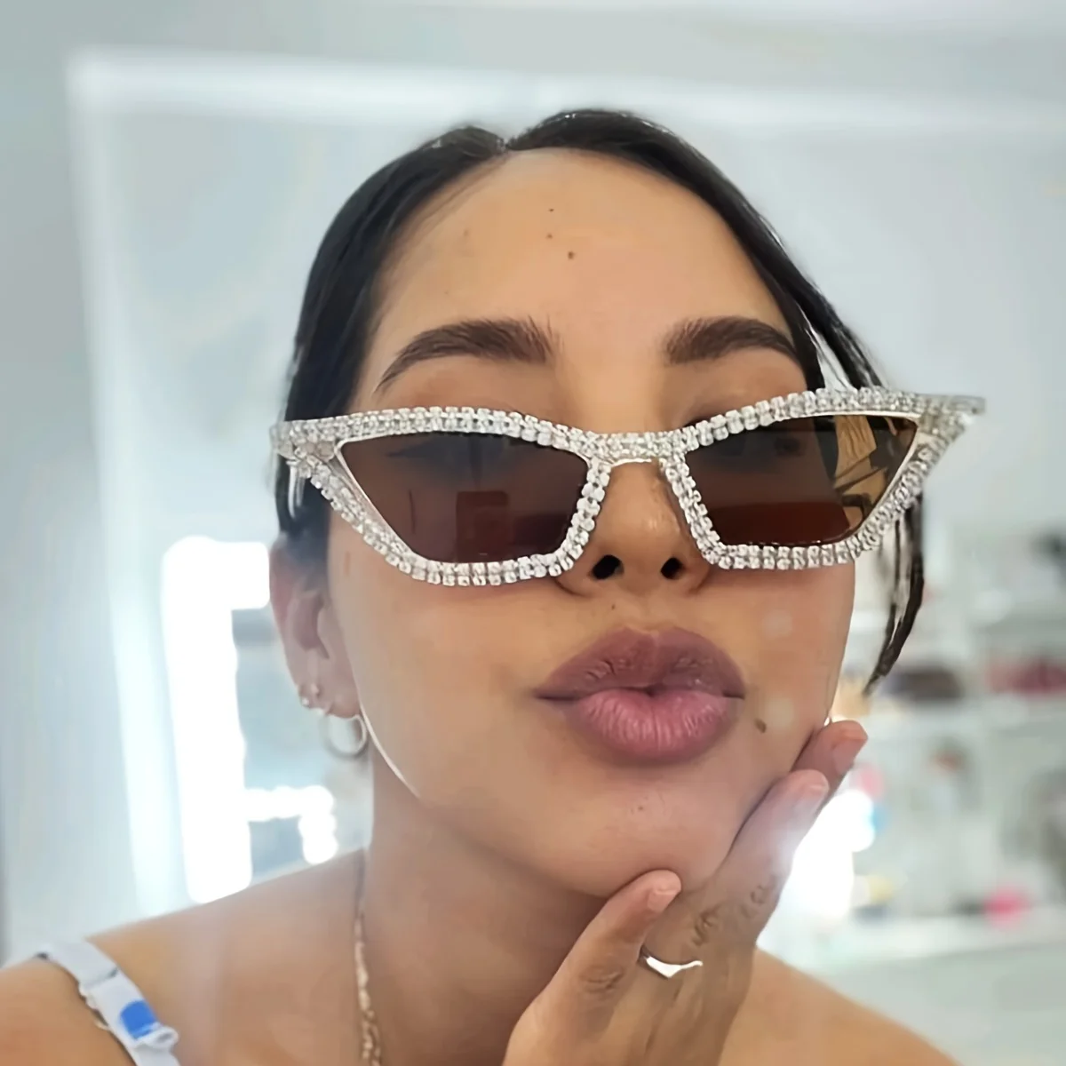 Rhinestone Cat-Eye Party Sunglasses – Glamorous Eyewear for Women, Perfect for Bar, Festival & Night Out Looks - Image 3