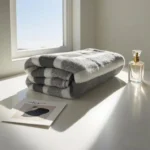 1-pack thick bath towel, strong water absorption and quick drying, non shedding, durable - very suitable for families, beaches, - Image 2